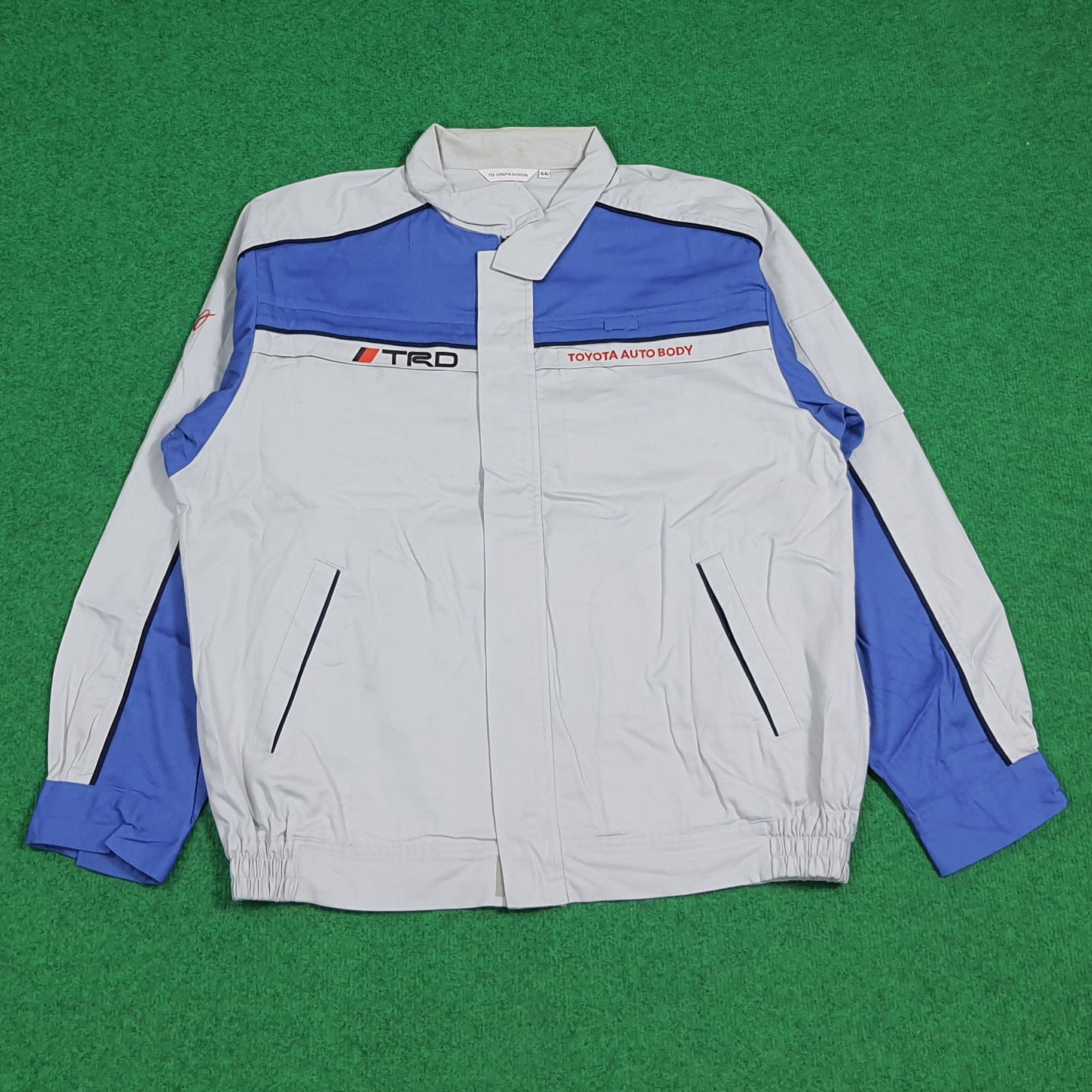 Japanese Brand Vintage TRD Toyota Racing Custom Logo Jacket C282N21 Size US L / EU 52-54 / 3 - 3 Thumbnail