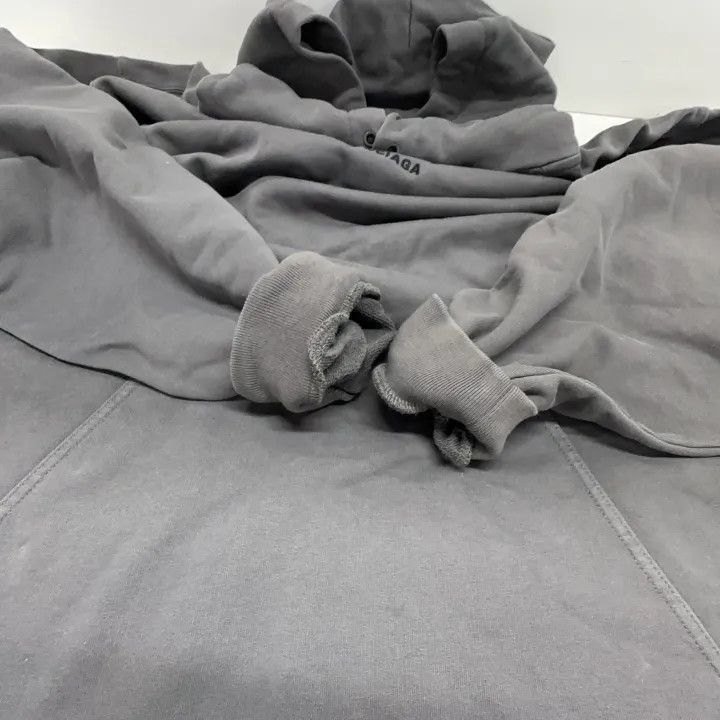 Balenciaga Balenciaga Balenciaga Logo Hoodie for Men in Gray -2507 Size US S / EU 44-46 / 1 - 9 Thumbnail