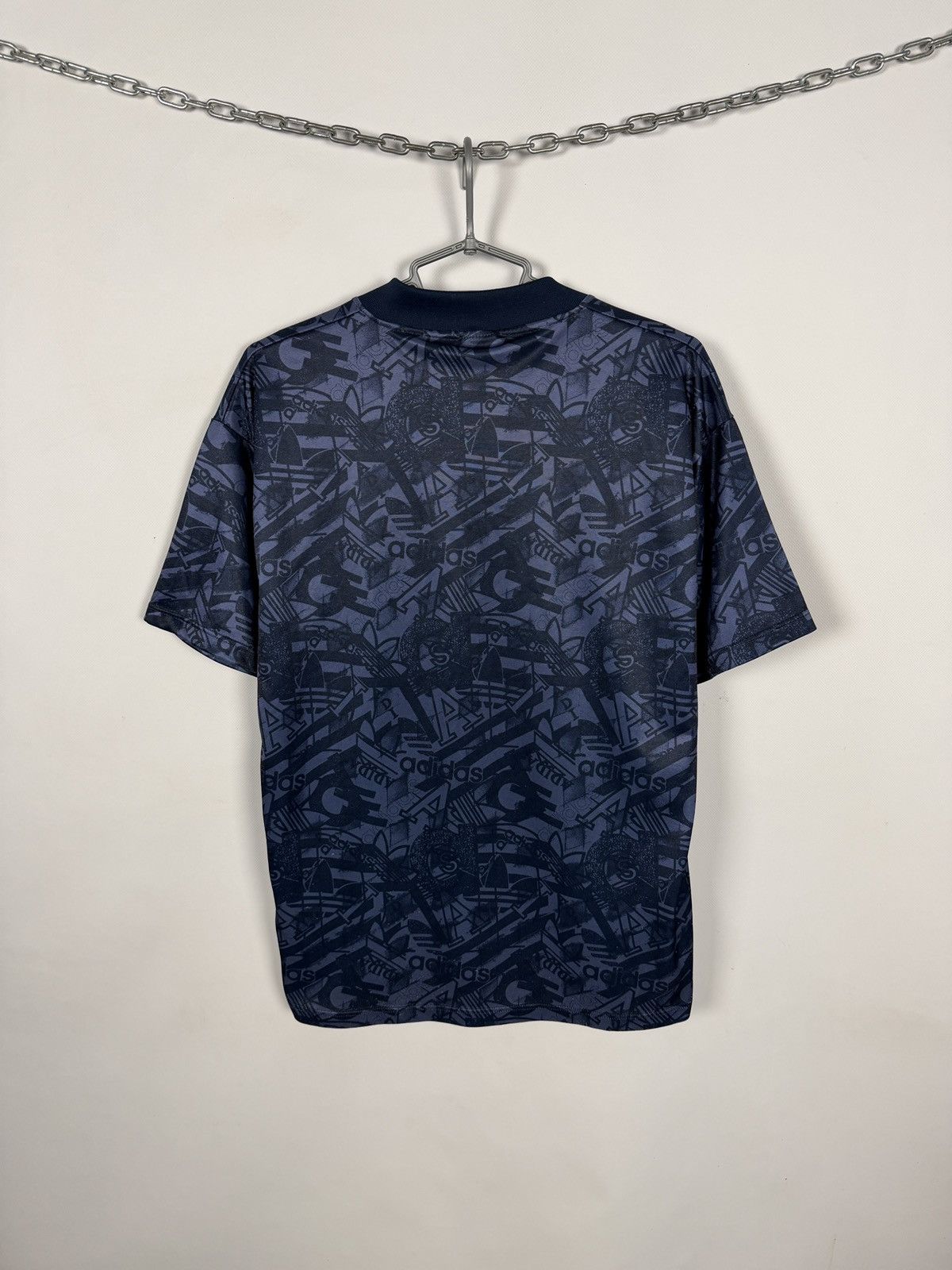 Adidas Adidas Vintage 90s Big Logo Jersey Soccer Tee Made in U.K. Size US L / EU 52-54 / 3 - 9 Thumbnail