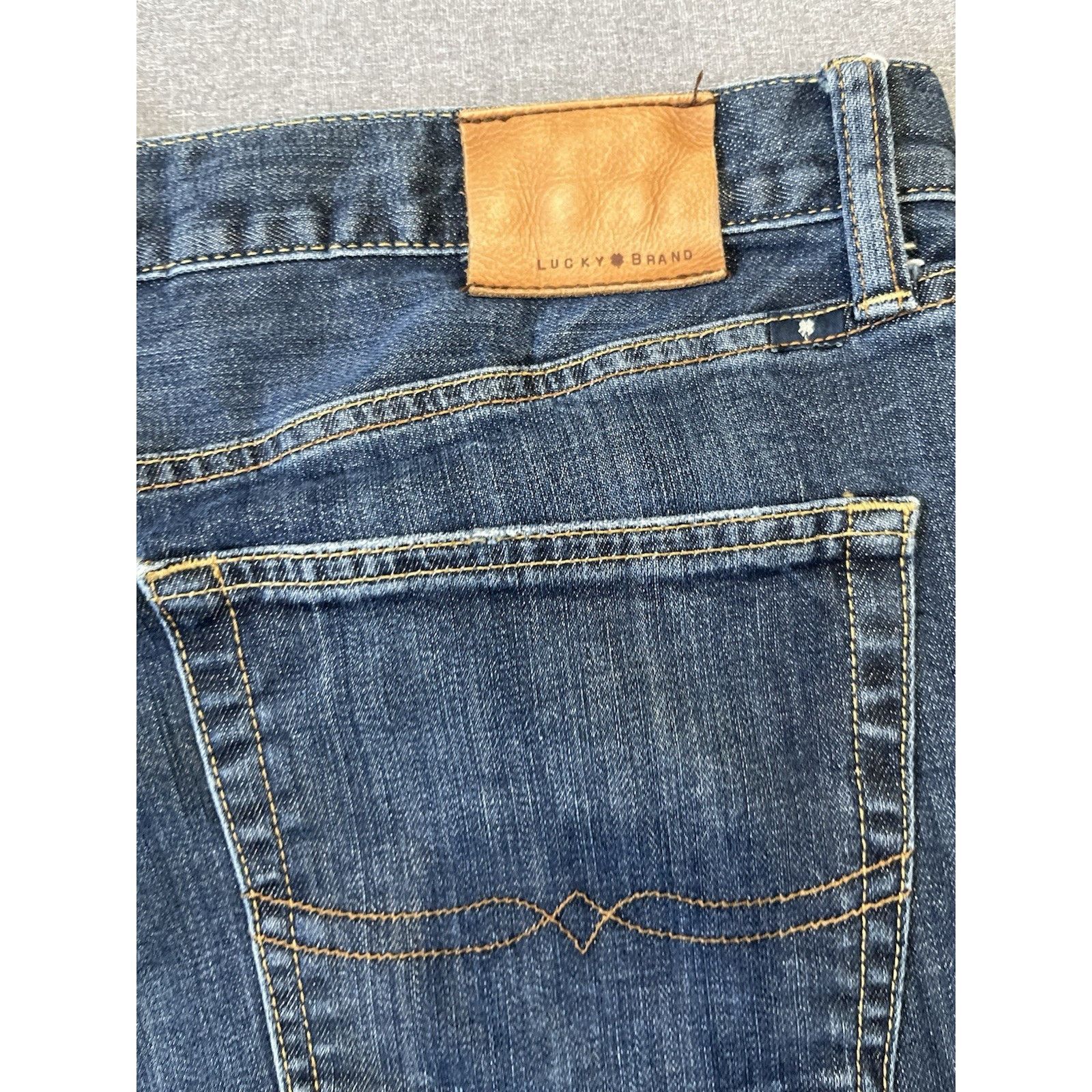 Lucky Brand Lucky Brand Jeans Men 40x32 Blue Medium Wash Cotton Stretch Size US 40 / EU 56 - 12 Thumbnail