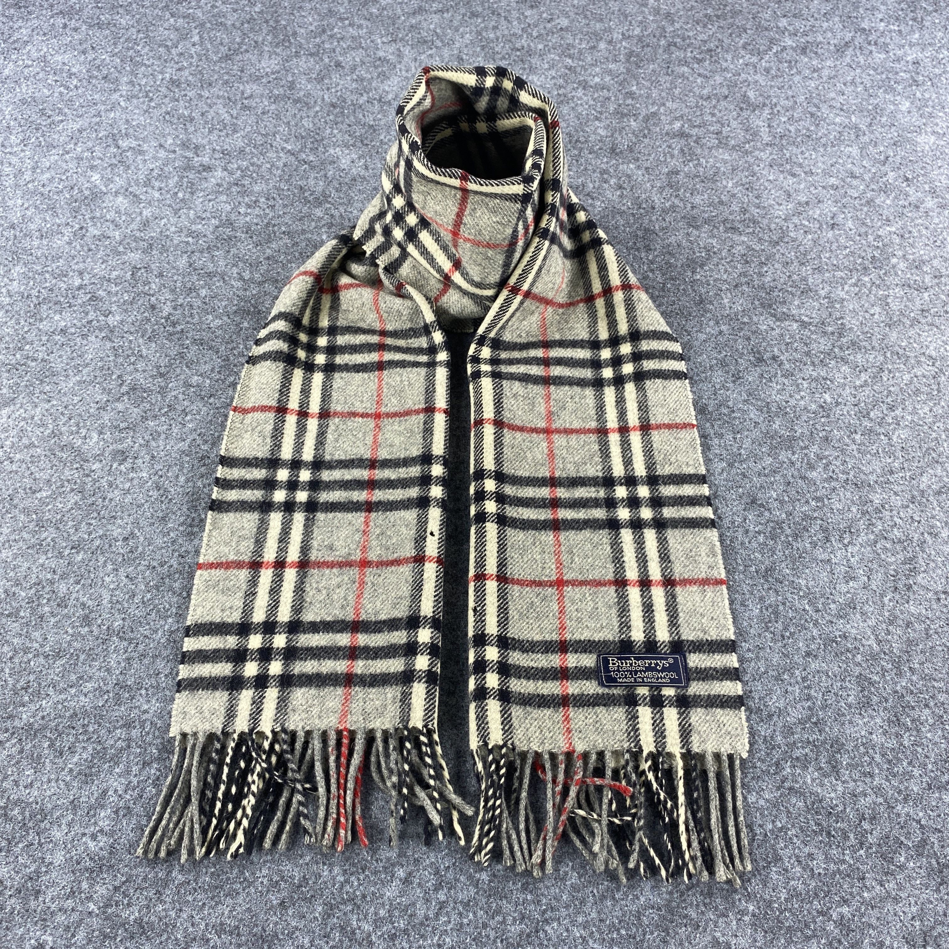 Burberry × Vintage Burberrys Scarf # Muffler # Neckwear # D535 Size ONE SIZE - 1 Thumbnail