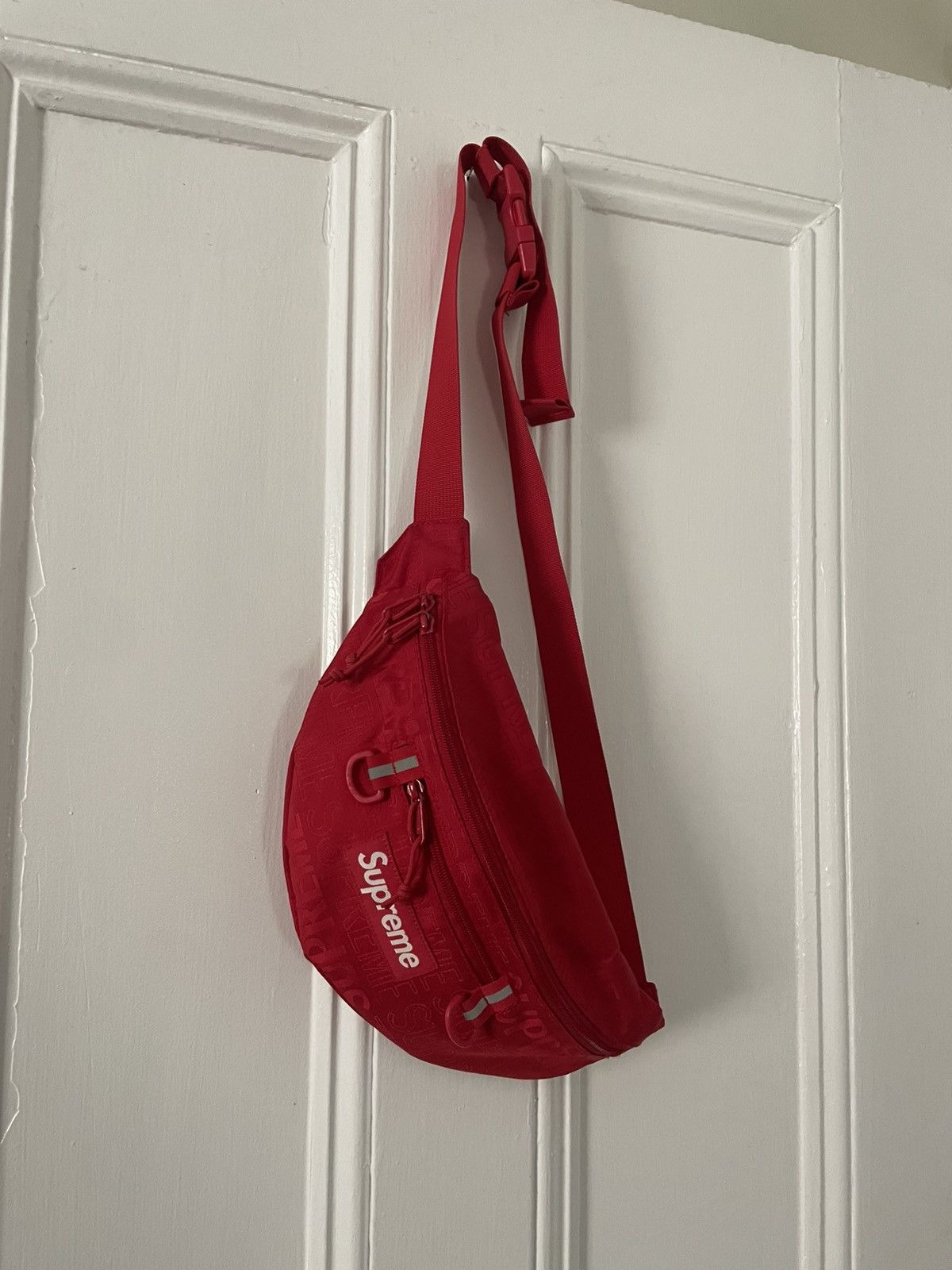 Supreme Supreme red bag Size ONE SIZE - 2 Thumbnail