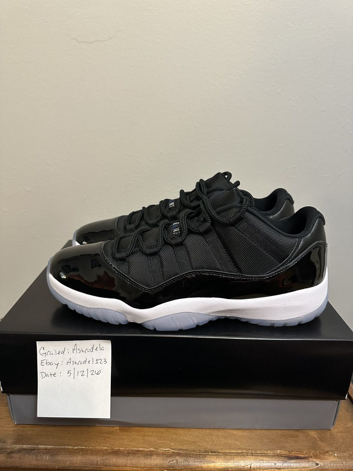 Jordan Brand Nike Air Jordan 11 Retro Low Space Jam 2024 Size 13 Size US 13 / EU 46 - 2 Thumbnail