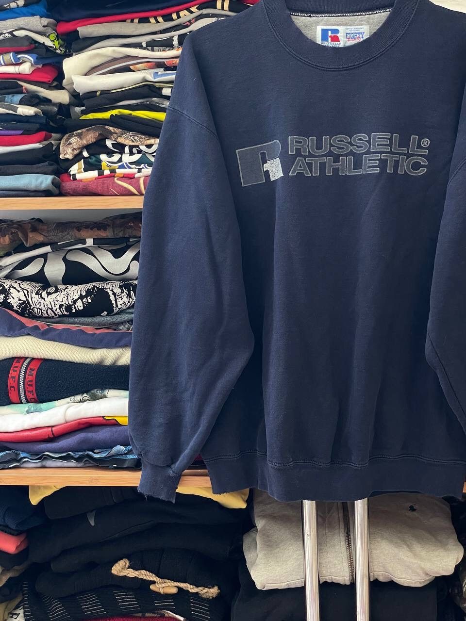Russell Athletic × Vintage Vintage Russell Athletic Crashed Big Logo Sweatshirt Size US XL / EU 56 / 4 - 5 Thumbnail