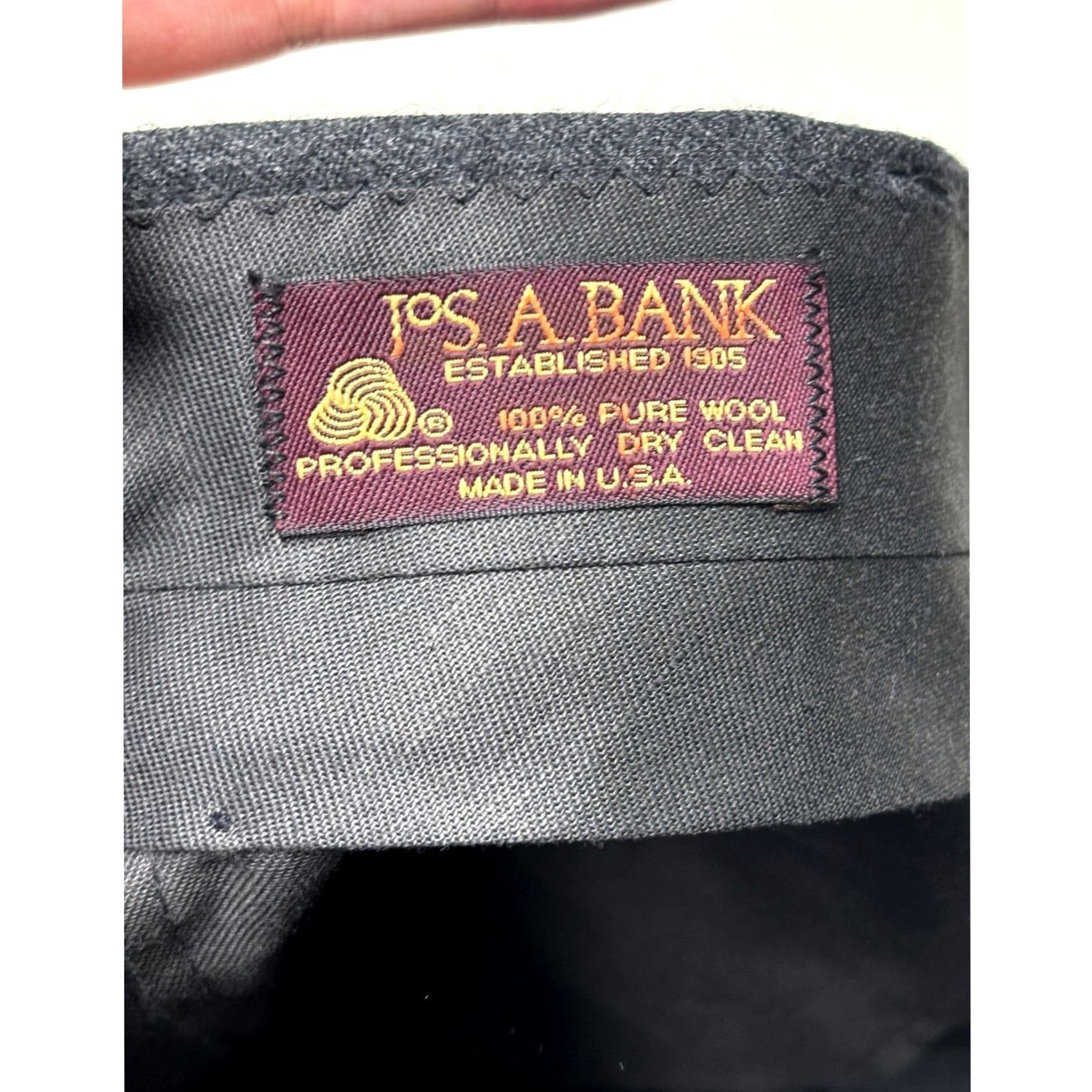 Vintage VINTAGE JOE A BANK Mens Dress Pants Charcoal Gray 38x30 Wool Pleated Front Beltless Zipper Button Pockets Back Welt Pocket Formal Wedding Business Size US 38 / EU 54 - 5 Thumbnail