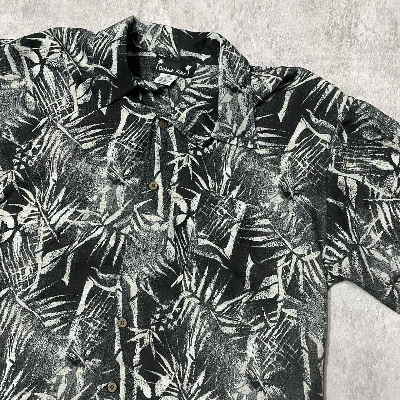 Other Black and white short sleeve button-up shirt Size US M / EU 48-50 / 2 - 2 Thumbnail