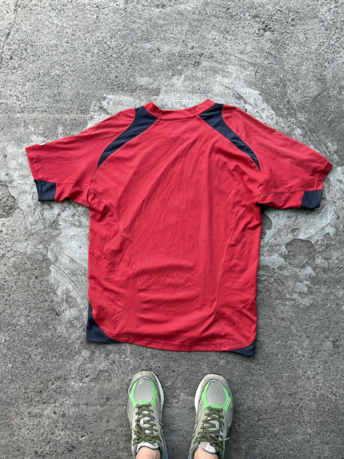 Nike Vintage Y2K Nike Total 90 Soccer Drill Jersey Blokecore Size US L / EU 52-54 / 3 - 11 Thumbnail