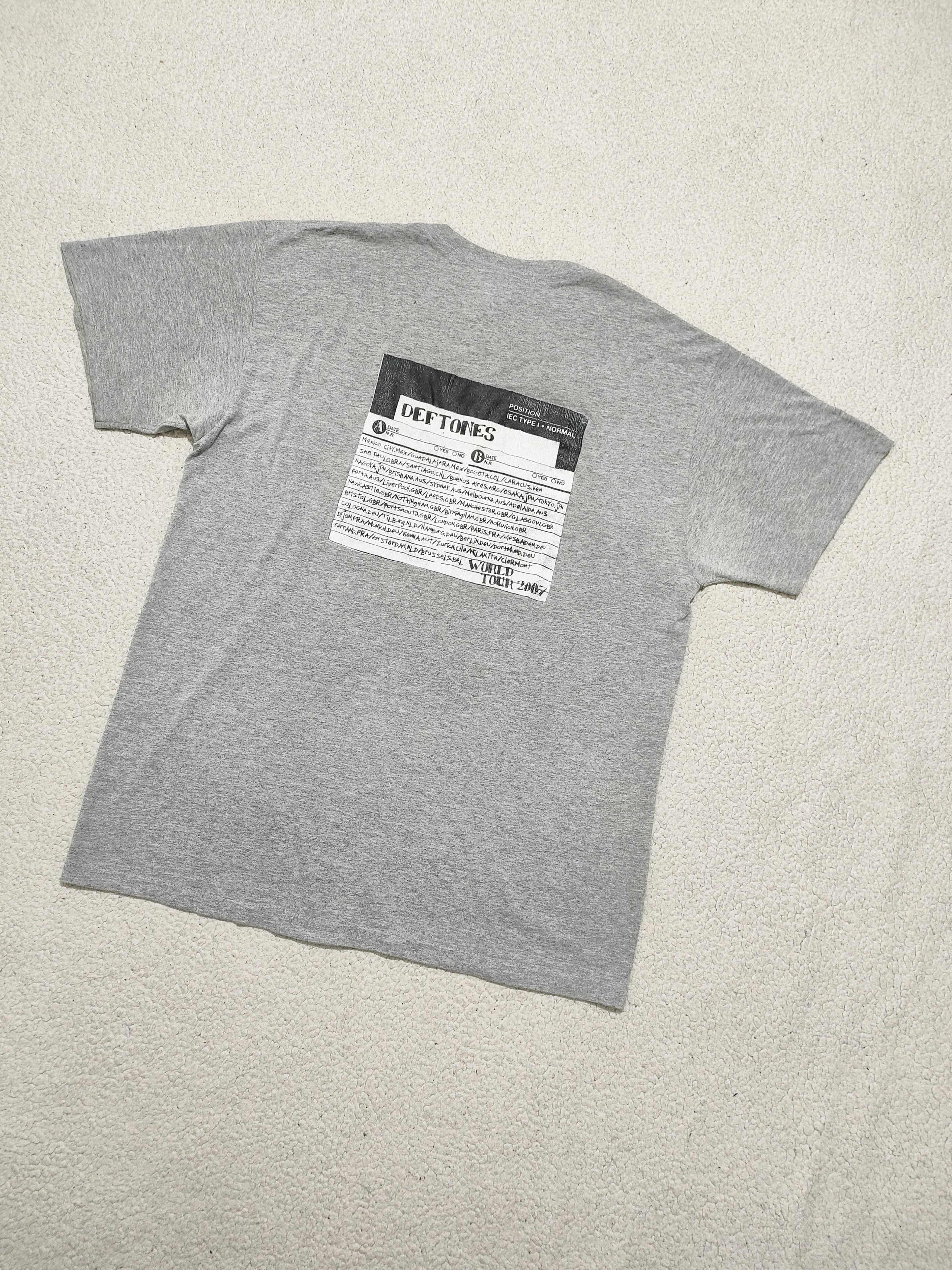 Band Tees DEFTONES 'WORLD TOUR 2007' Vintage Band T-Shirt Size US L / EU 52-54 / 3 - 12 Thumbnail