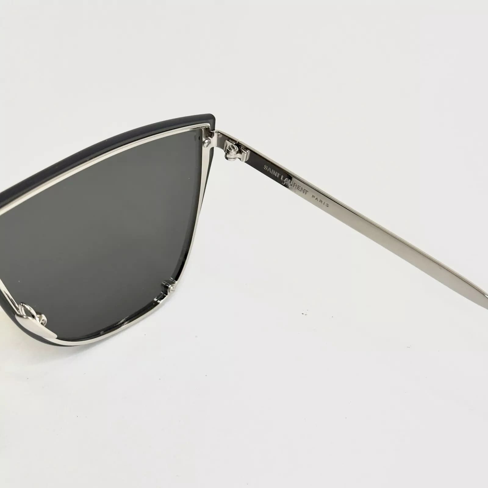 Yves Saint Laurent SAINT LAURENT MASK YSL SL1B 002 Silver Black Sunglass SL1 Size ONE SIZE - 6 Thumbnail
