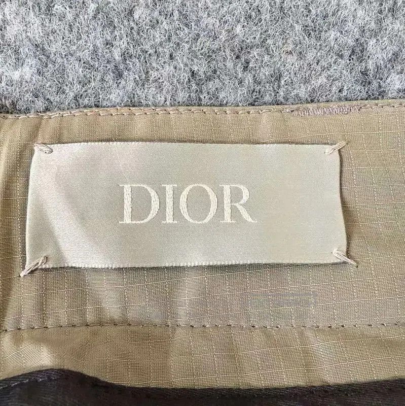 Other Dior Green Casual Pants for Men . Size US 26 / EU 42 - 3 Thumbnail