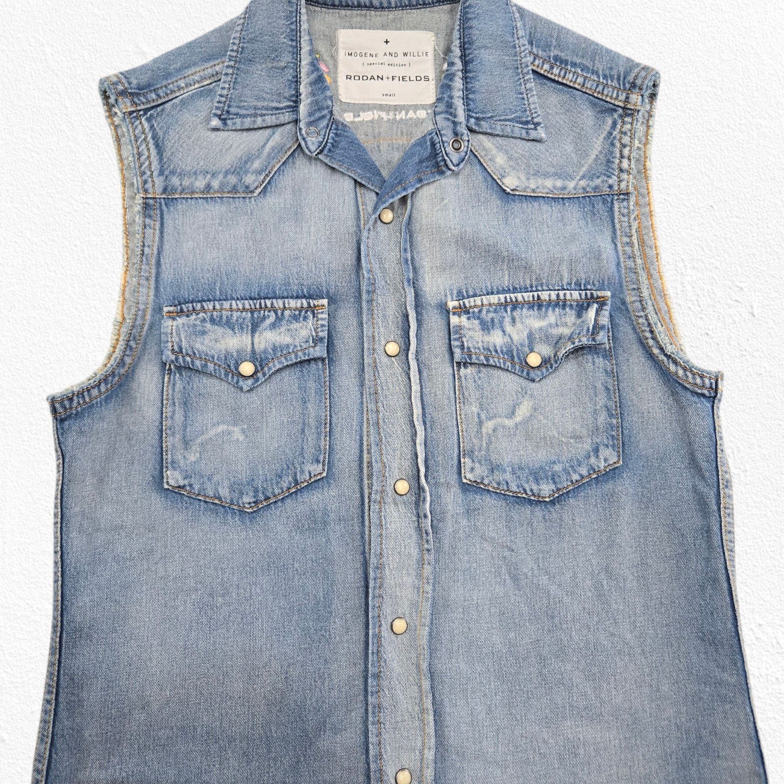 Imogene + Willie Imogene + Willie x Rodan + Fields Denim Western Vest Small Size S / US 4 / IT 40 - 9 Thumbnail