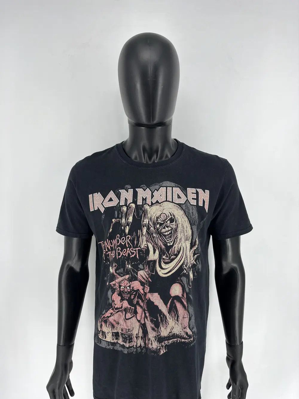 Band Tees Vintage Y2K Iron Maiden Face Horror Tee Band Rock T Shirt Size US L / EU 52-54 / 3 - 1 Thumbnail