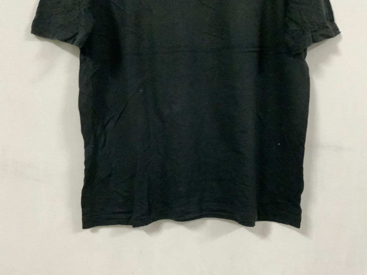Mickey Mouse Mickey Mouse Uniqlo Big Logo Disney Tee Size US S / EU 44-46 / 1 - 7 Thumbnail
