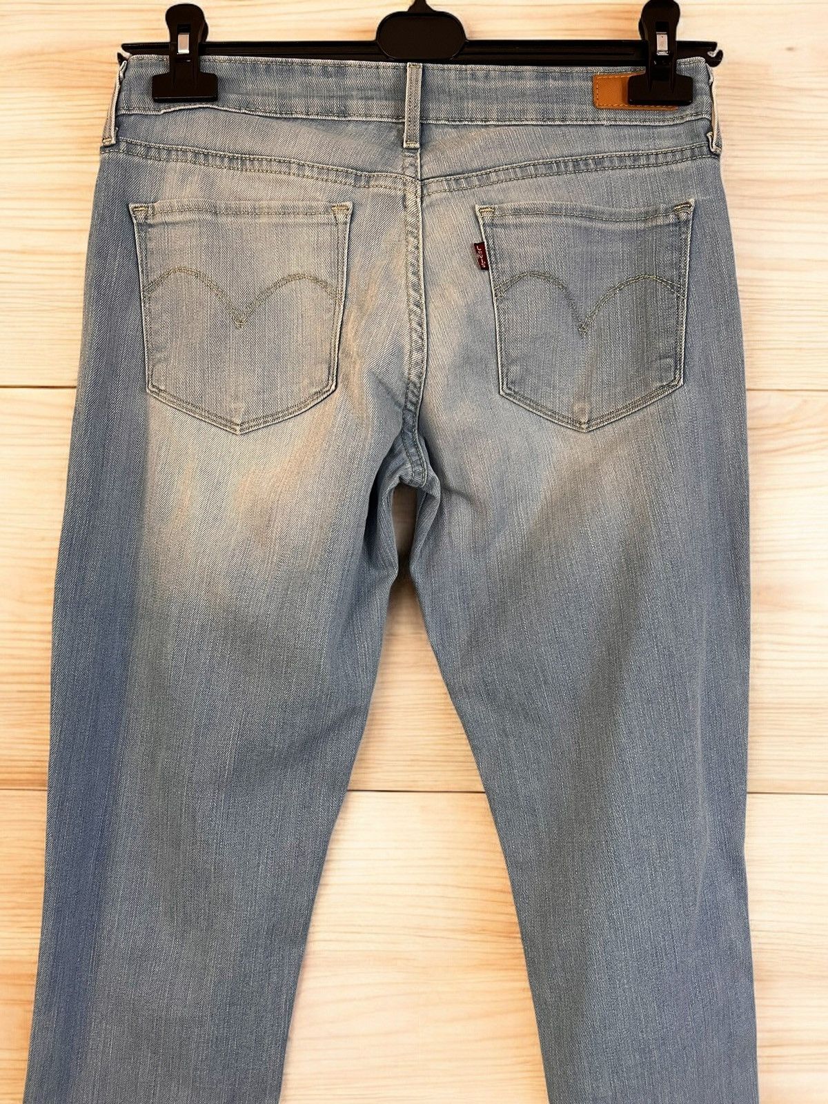 Levi's Levi’s Demi Curve Mid Rise Skinny Jeans size W28 L34 Size 28" / US 6 / IT 42 - 4 Thumbnail