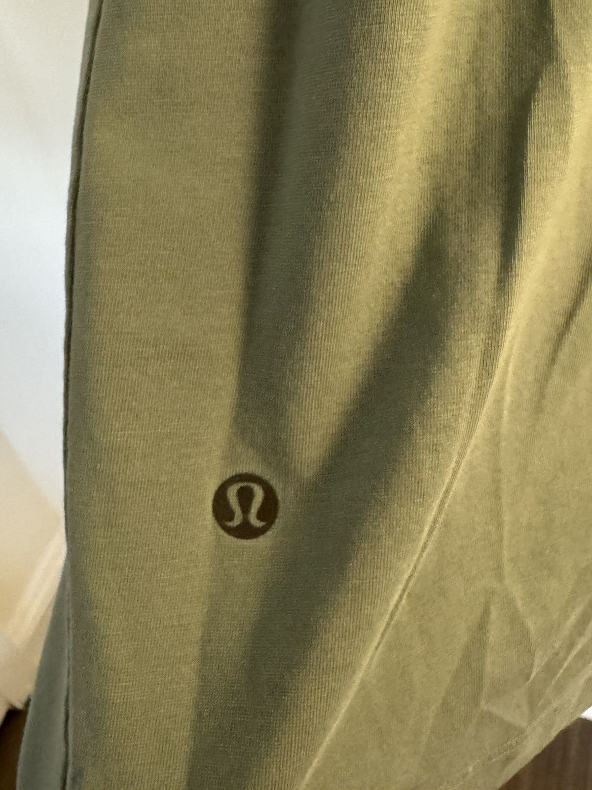 Lululemon Lululemon Sports Shirt Size US M / EU 48-50 / 2 - 3 Thumbnail