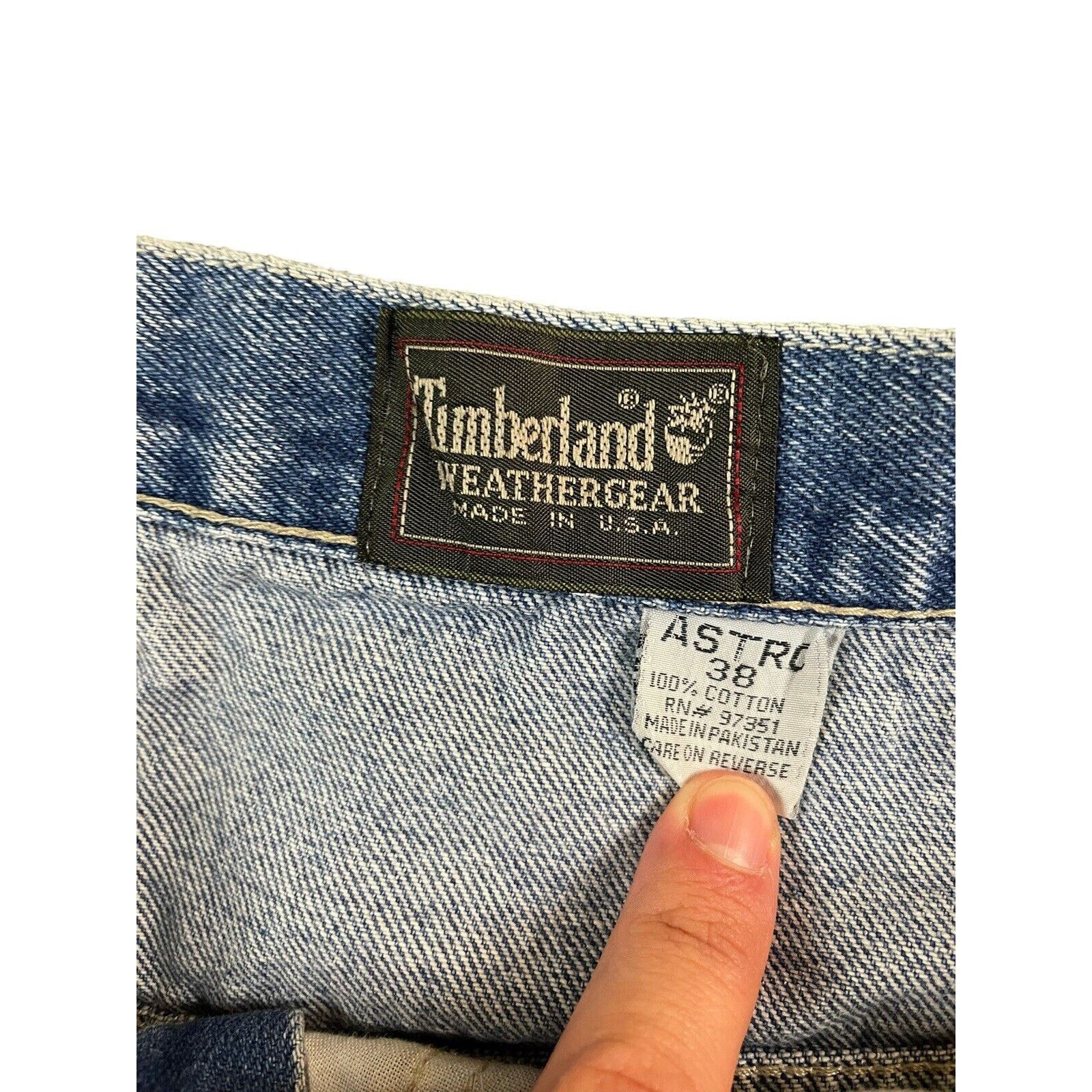 Timberland Vintage Y2K Timberland Wide Denim Baggy XL 37 Shorts Jorts Size US 37 - 3 Thumbnail