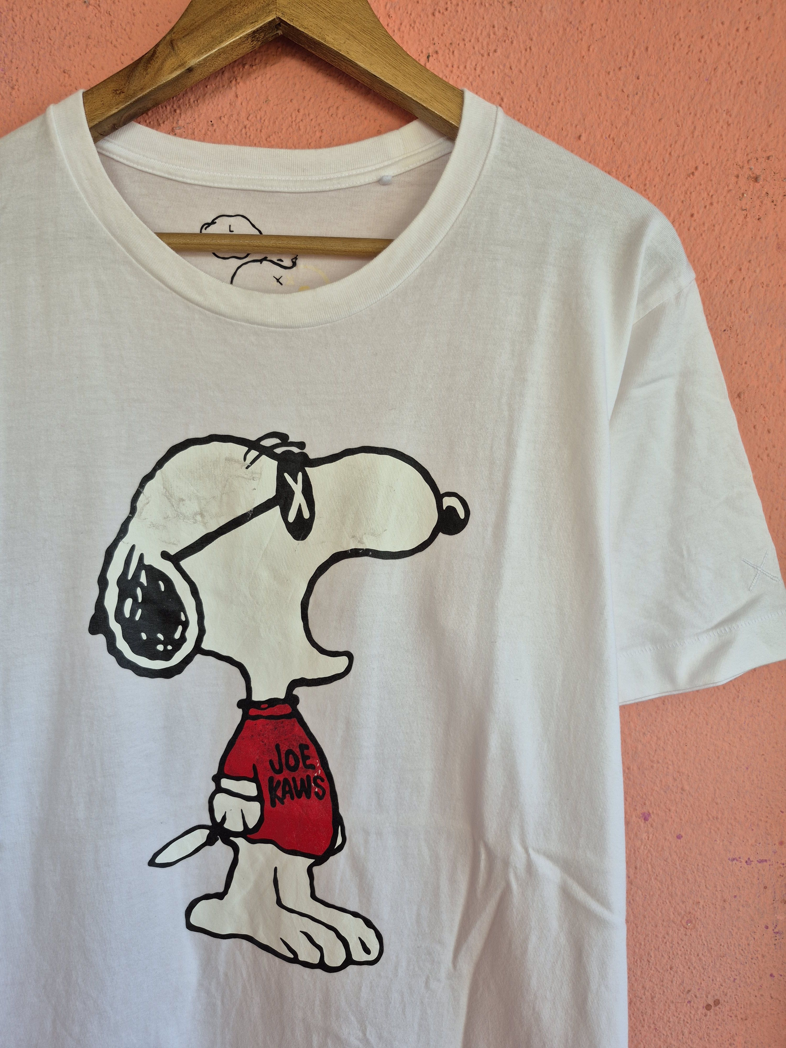 Kaws 🔥 Uniqlo Peanuts Snoopy Kaws Cartoon Designer Tee Size US L / EU 52-54 / 3 - 2 Thumbnail