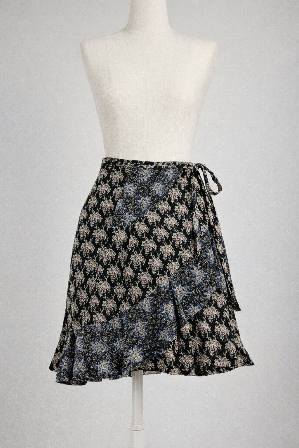 Comme des Garcons Comme Des Garcons AD2001 Flora Wrap Skirt Size 22" - 1 Thumbnail
