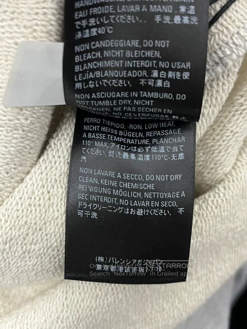 Balenciaga Balenciaga Front and Back Slogan Logo Printed Hooded Pullo Size XS / US 0-2 / IT 36-38 - 8 Thumbnail