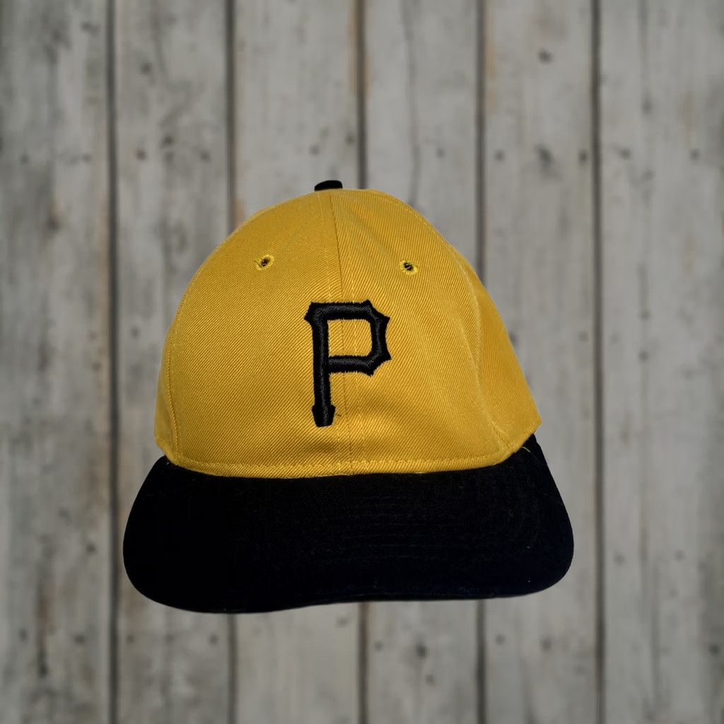 Vintage VINTAGE Pittsburgh Pirates Fitted Hat Sz 7 Roman Cooperstown Collection 80s MLB Shirt Adults 7 Yellow Polyester MIX Snapback Mens Size ONE SIZE - 1 Thumbnail