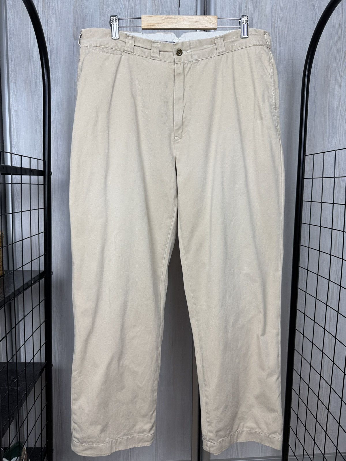 Polo Ralph Lauren Polo Ralph Lauren Outdoor Apparel beige chino pants Size US 36 / EU 52 - 4 Thumbnail