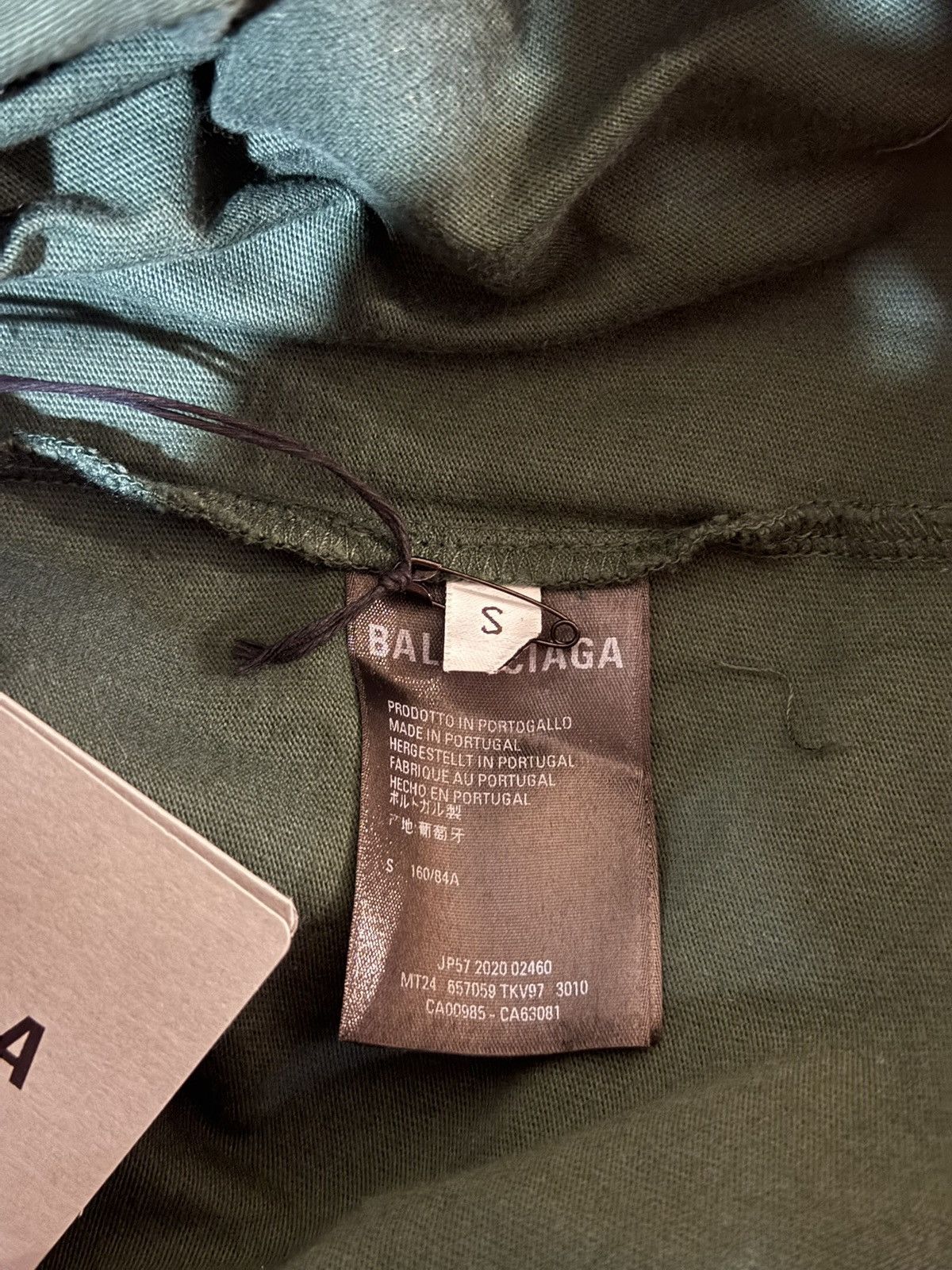 Balenciaga balenciaga unis3x tshirt Size US XXL / EU 58 / 5 - 4 Thumbnail