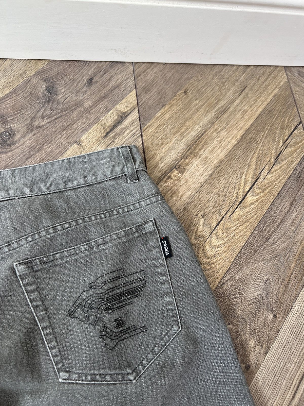 Versace Vintage Versace Sport Jeans Embroidered Back Pocket Denim Size US 34 / EU 50 - 14 Thumbnail