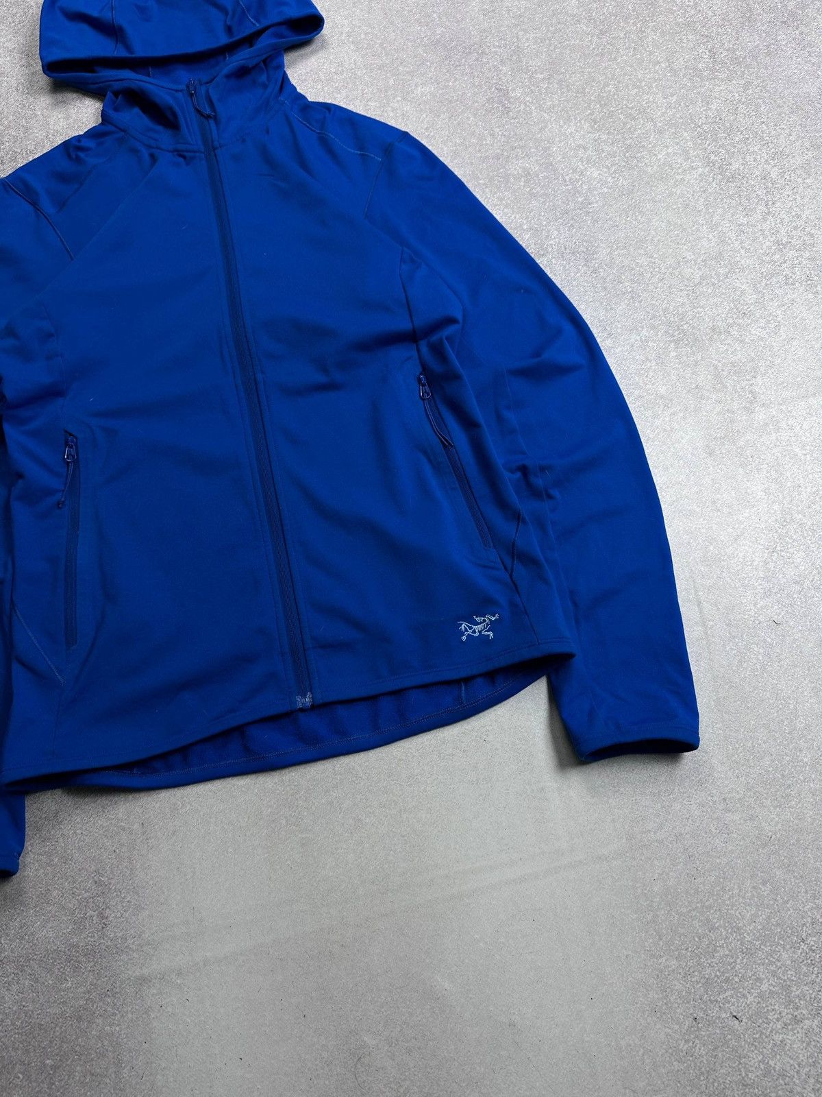 Arc'teryx Vintage Arc'teryx Big Logo Womans Zip Hoodie XS Size XS / US 0-2 / IT 36-38 - 2 Thumbnail