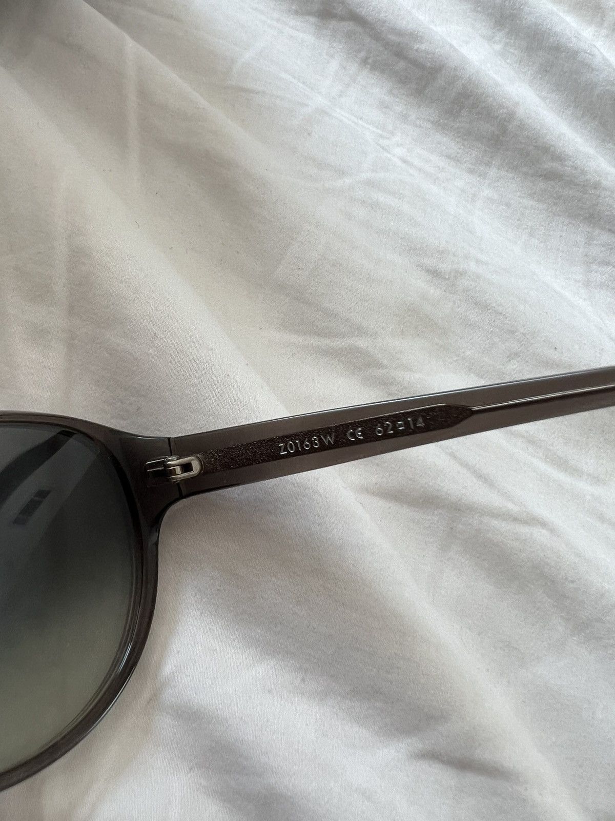 Louis Vuitton Vintage Louis Vuitton Acetate Illusion Sunglasses Size ONE SIZE - 6 Thumbnail