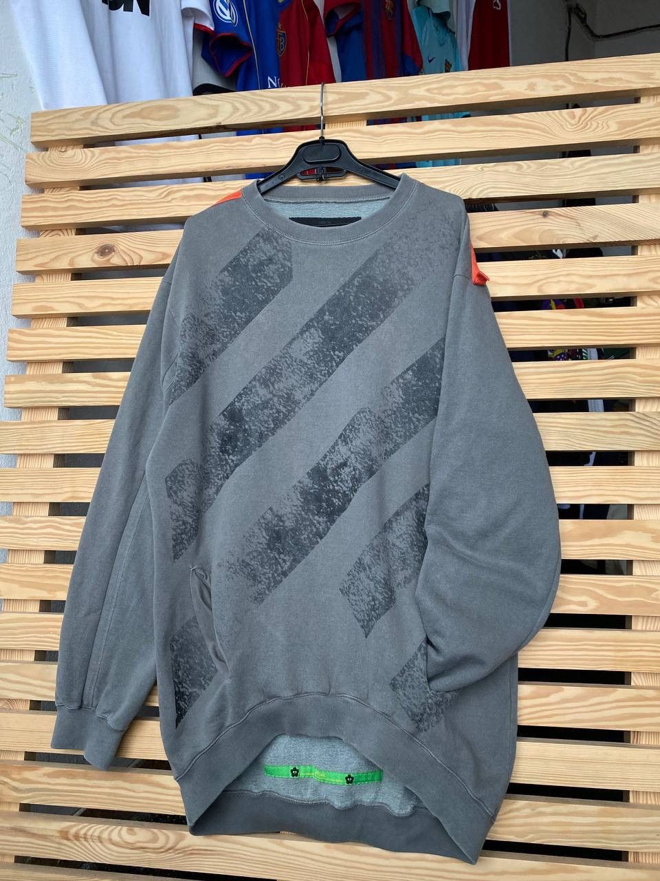 Griffin Griffin Sweatshirt Sun Faded Long Italy Size US L / EU 52-54 / 3 - 10 Thumbnail