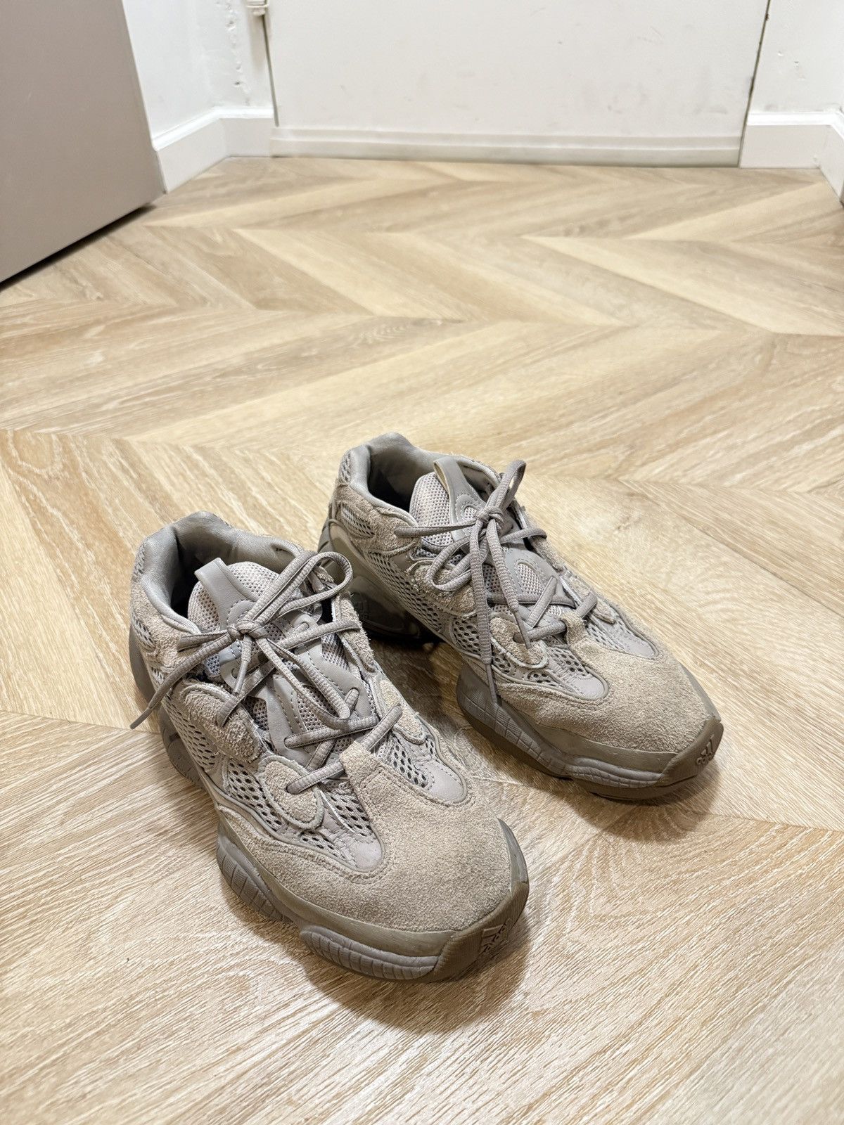 Yeezy Adidas Yeezy 500 Suede Taupe Light LHG 029003 Size US 8.5 / EU 41-42 - 3 Thumbnail