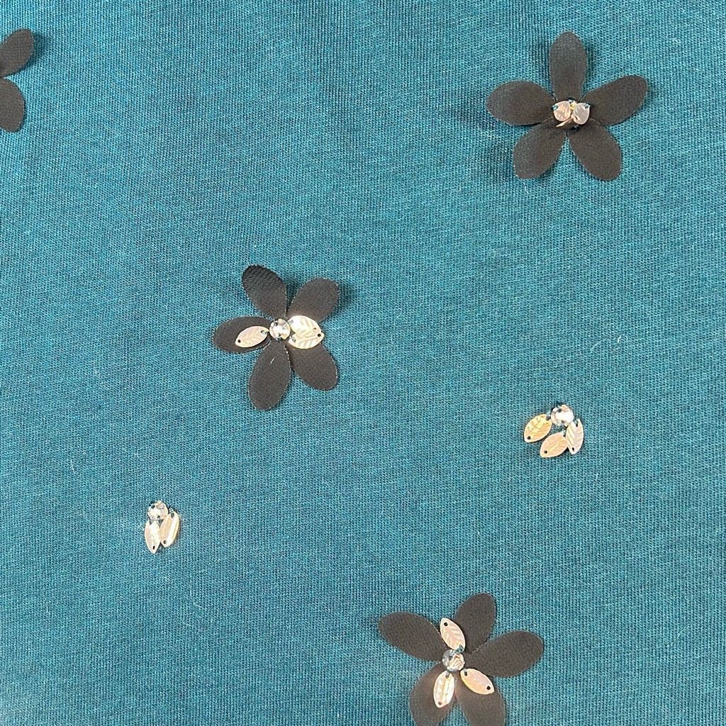 Ann Taylor Ann Taylor Teal Short Sleeve Top S Floral Sequin Appliqué Ba Size S / US 4 / IT 40 - 2 Thumbnail