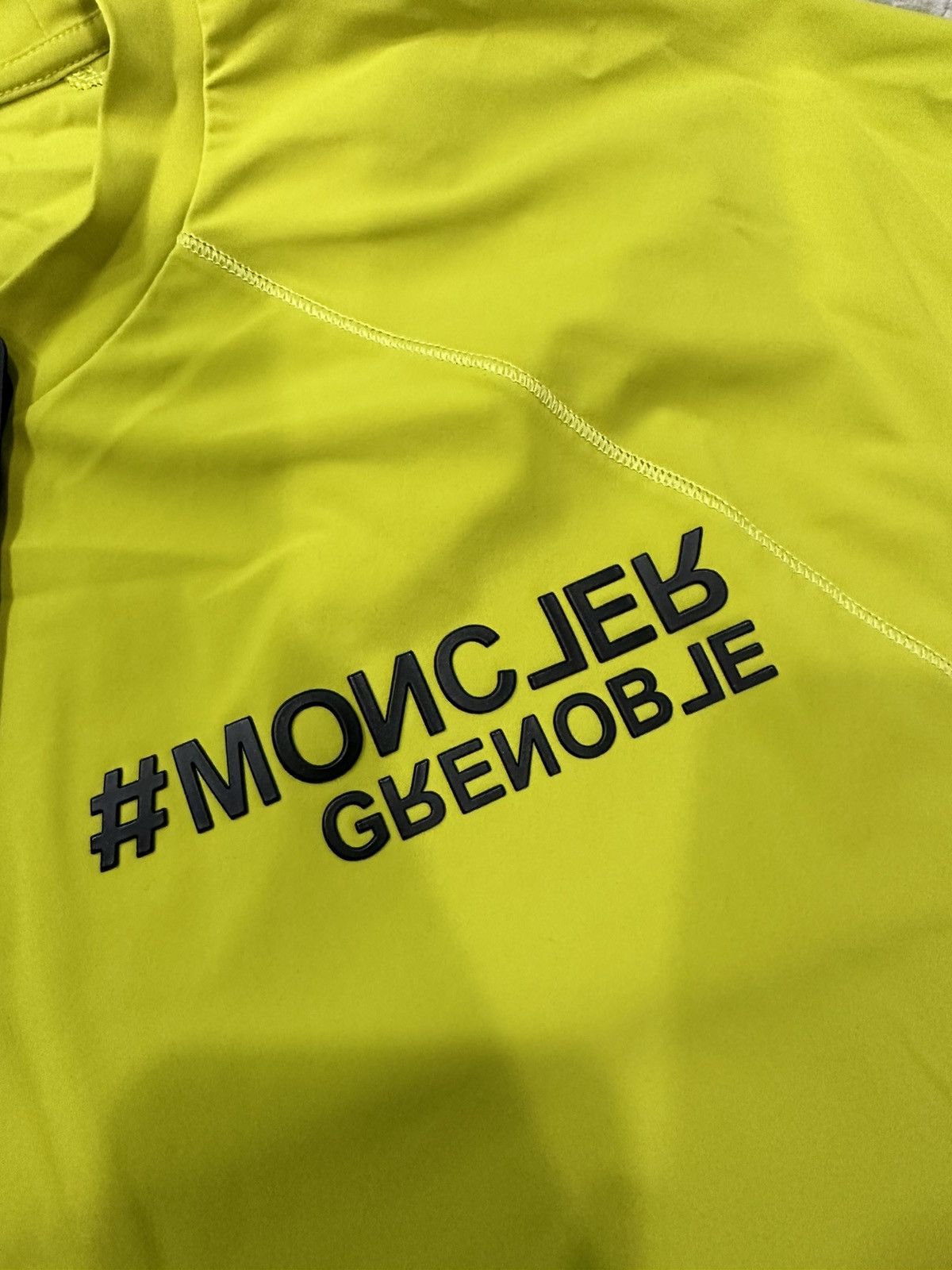 Moncler Grenoble Moncler Grenoble MANICA CORTA Size US M / EU 48-50 / 2 - 2 Thumbnail