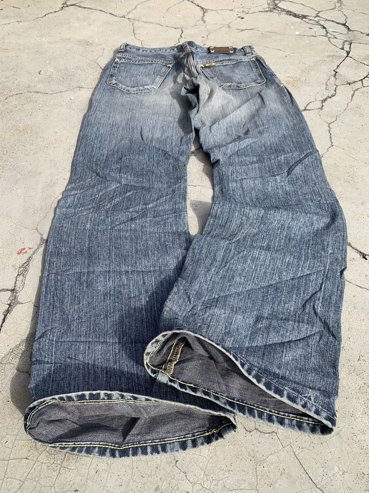 Lee Vintage 90s Flared Lee Faded Blue Jeans. Size US 31 - 1 Thumbnail