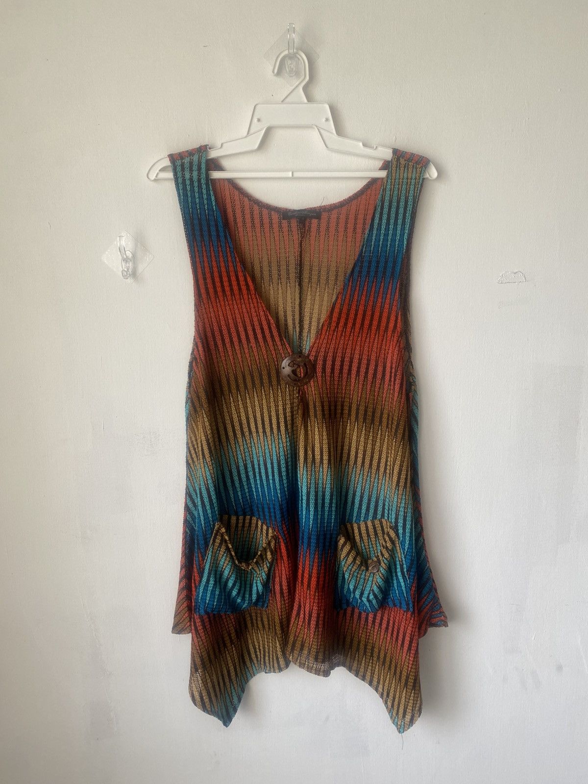 Vintage Boho Chic Sleeveless blouse Wooden Button & Front Pockets Size M / US 6-8 / IT 42-44 - 1 Thumbnail