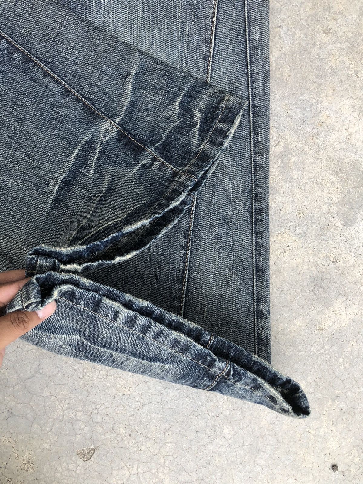Marithe + Francois Girbaud Marithe Francois Girbaud Flared Jeans Distressed Denim Size US 28 / EU 44 - 14 Thumbnail