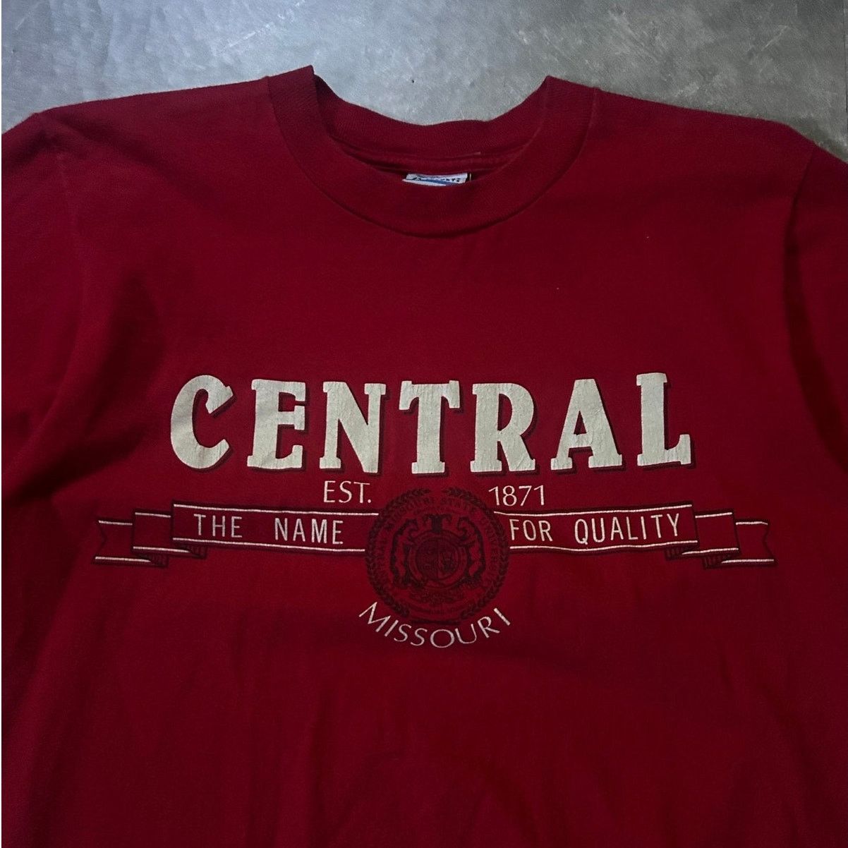 Gear for Sports 90's Vintage Central Missouri Mules Red T-Shirt -M Size US M / EU 48-50 / 2 - 2 Thumbnail
