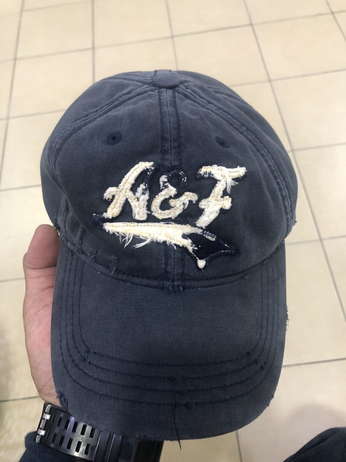 Abercrombie & Fitch Abercrombie and Fitch AF Distressed Full Cap Hat Size ONE SIZE - 8 Thumbnail