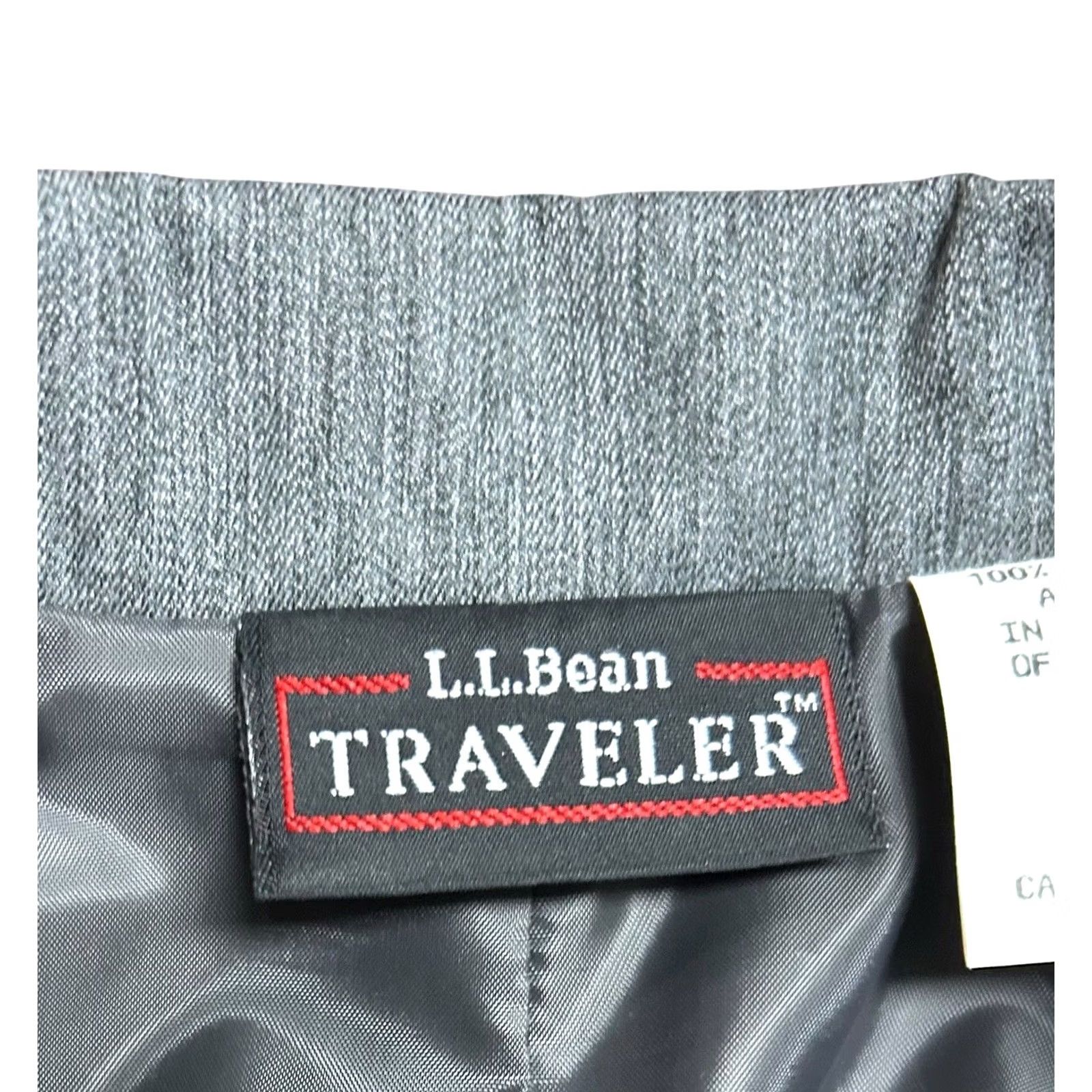 Vintage VINTAGE L.L. Bean Traveler Women's Gray Blazer 14 Petite 3 Button 100% Polyester Blazer Women Petite Gray 90s Classic Preppy Travel Men's? Size XL / US 12-14 / IT 48-50 - 6 Thumbnail