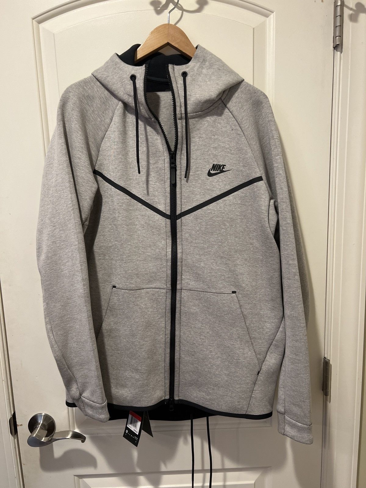 Image of Nike Tech Fleece Suit - Grey - Size Large, Men's