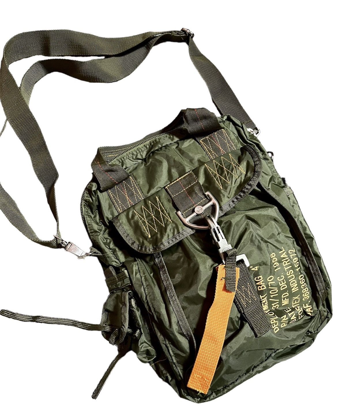 image of Outdoor Life x Vintage Nylon Bag in Green, Men's
