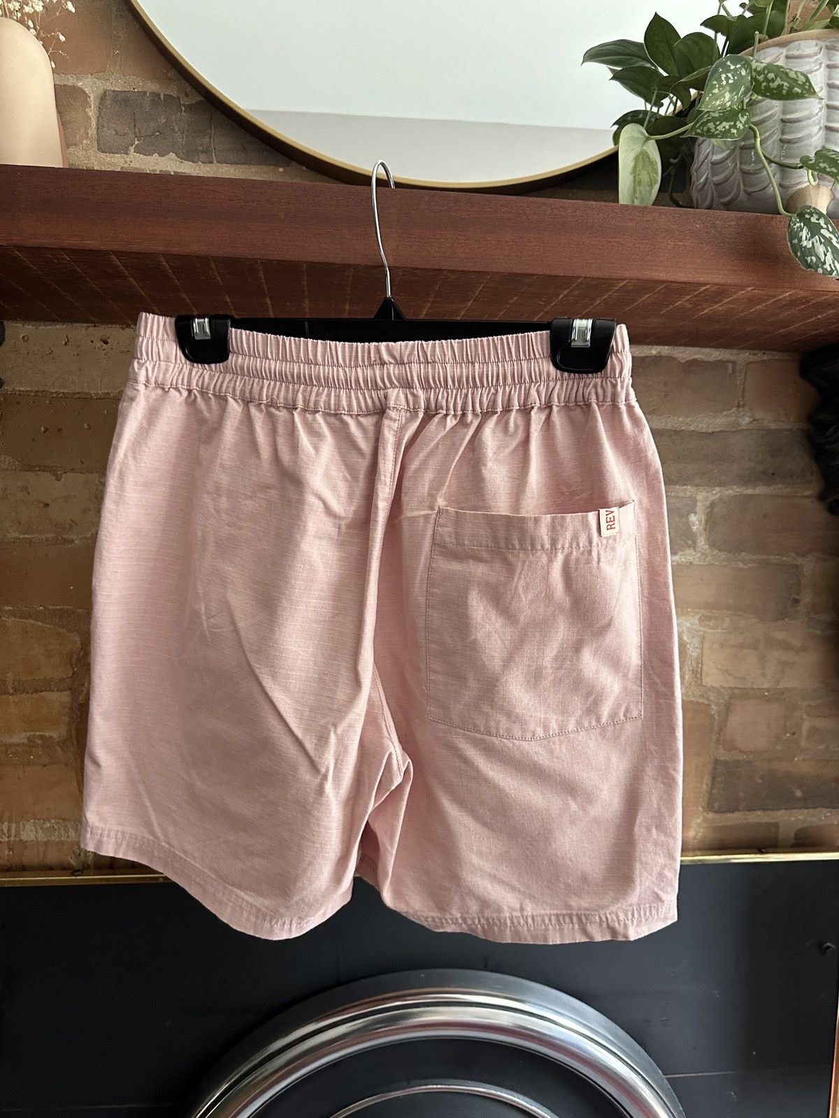 Other Revolution Clothing Casual Short Pink Ripstop Small Size US 32 / EU 48 - 2 Thumbnail