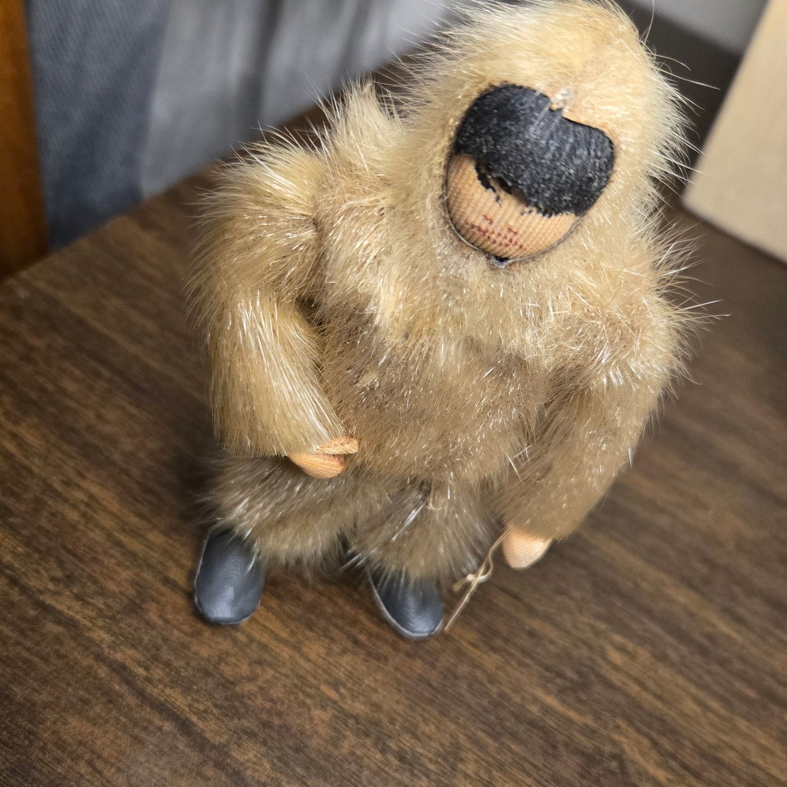 Vintage Vintage Inuit Doll Real Fur & Leather Alaska Souvenir Art Size ONE SIZE - 7 Thumbnail