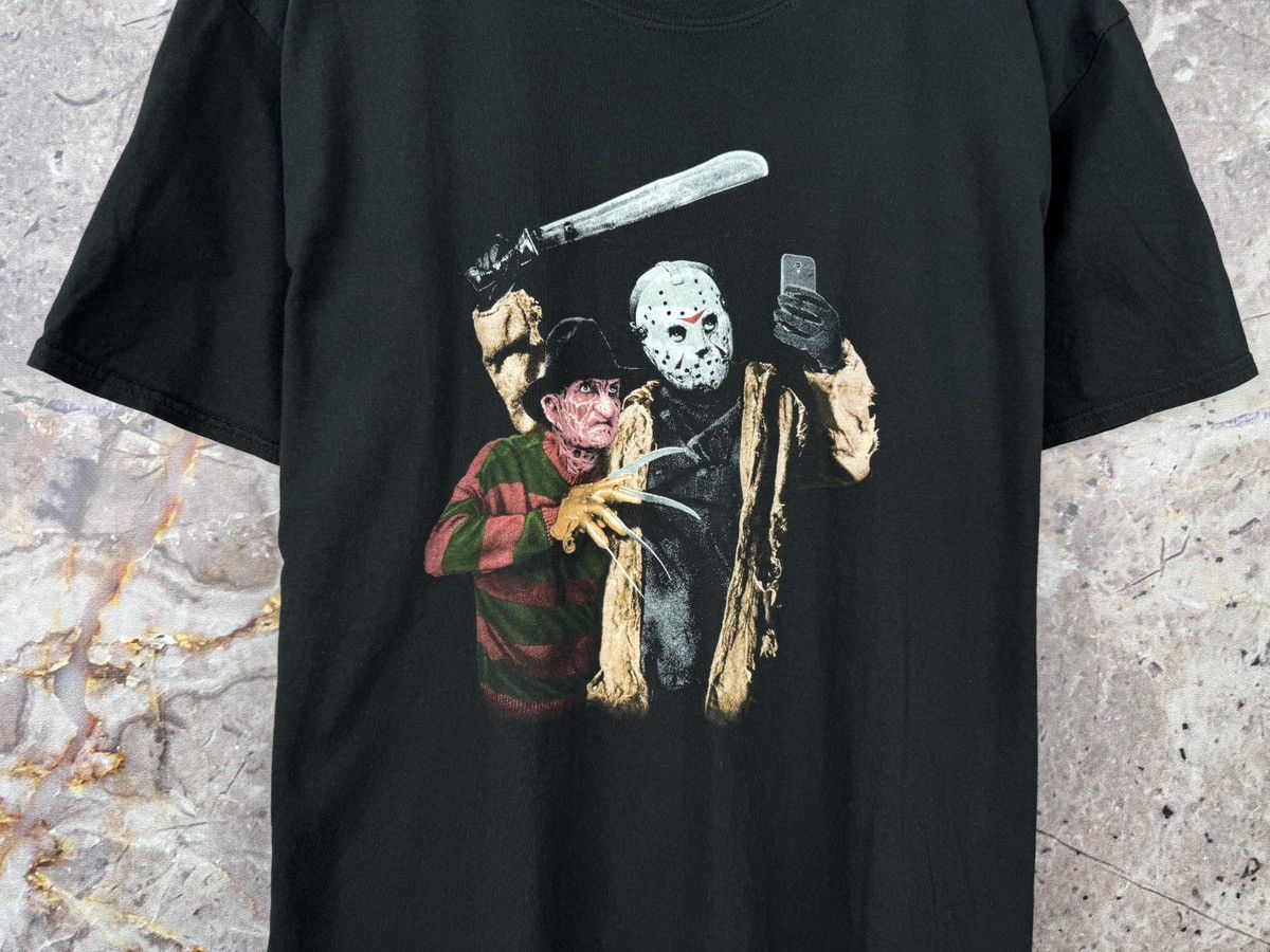 Harrods Men’s Freddy vs Jason T-Shirt Horror Movie Size XXL Size US XXL / EU 58 / 5 - 3 Thumbnail