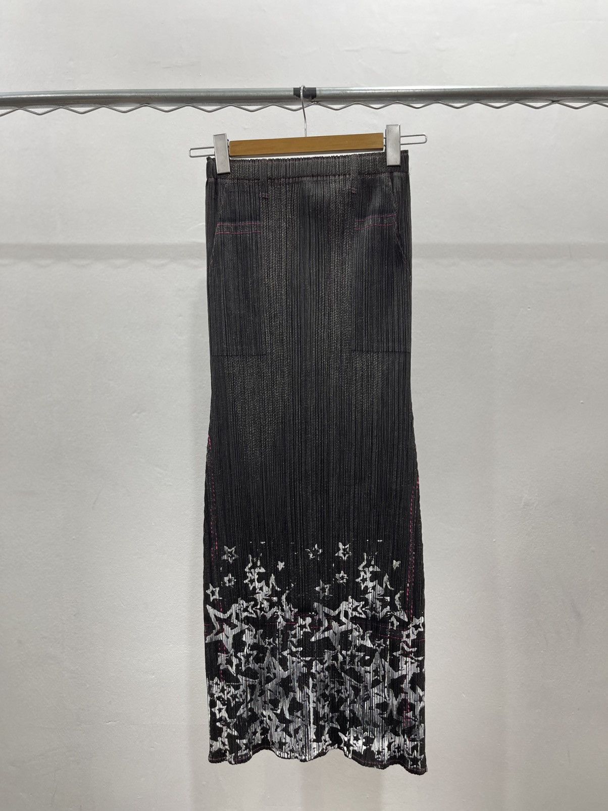 Pleats Please x Issey Miyake Star Painted Denim Print Skrit