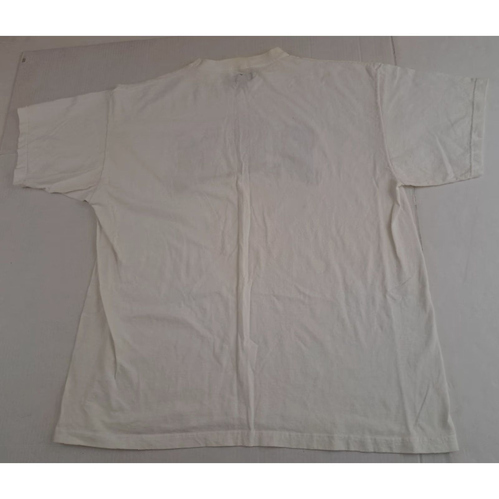 Vintage VINTAGE B.U.M. Equipment Embroidered T-Shirt 2XL White Cotton Canvas Short Sleeve Crew Neck Unisex Adults 90s USA Made Size US XXL / EU 58 / 5 - 7 Thumbnail