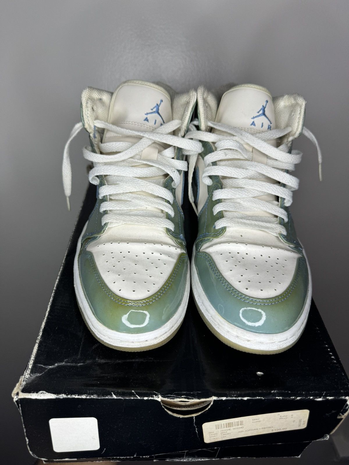 Jordan Brand × Nike × Vintage Air Jordan 1 ‘UNC Patent’ 2003 Size US 9 / EU 42 - 2 Thumbnail