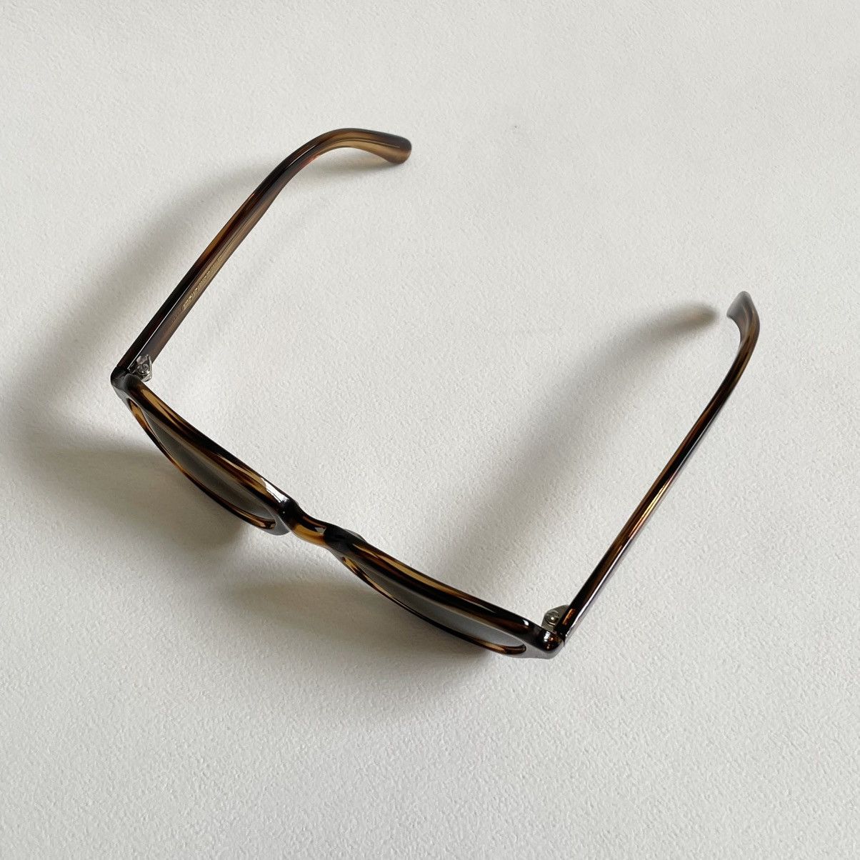 Cutler and Gross ‘Tiger Stripe’ Tortoiseshell Vintage Sunglasses Size ONE SIZE - 4 Thumbnail