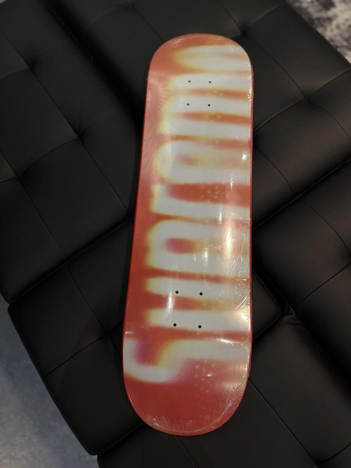 Supreme Supreme Skateboard Blurred Logo Color Red FW23 Red Size ONE SIZE - 1 Thumbnail