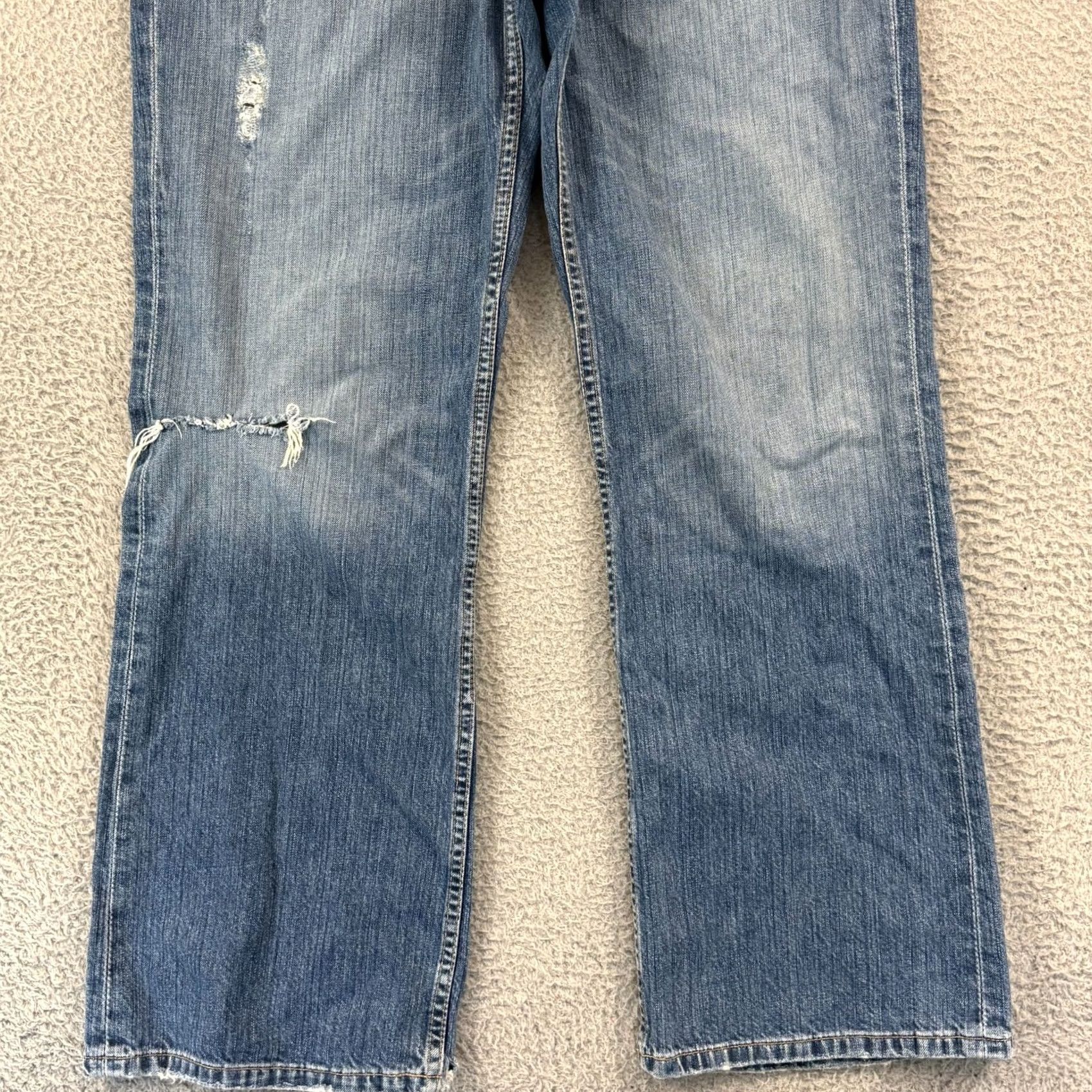 Vintage Buckle BKE Jeans Mens 36x32 Tyler Straight Blue Medium Wash Distressed Zip Loose Regular 5-Pocket Denim Cotton Blend USA Cowboy Rock Size US 36 / EU 52 - 3 Thumbnail